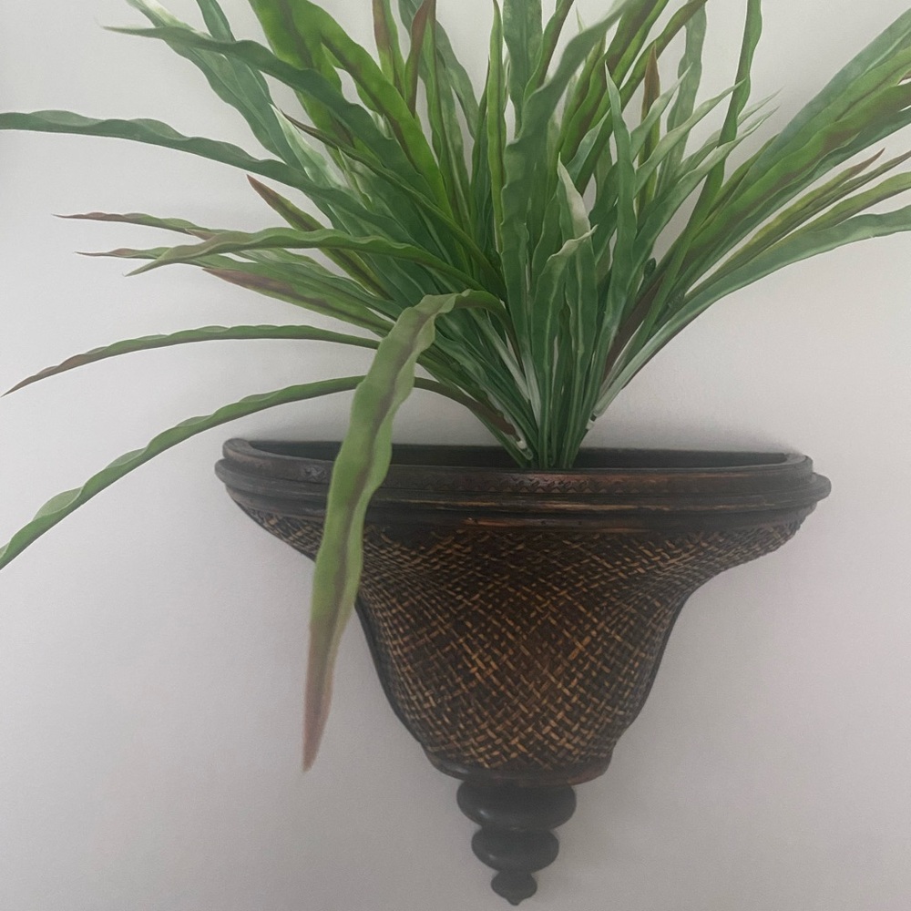 Plant Flower Arrangement Wall Hanging Container EUC